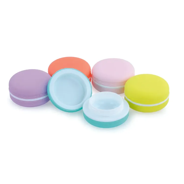 Macaroon Pillbox