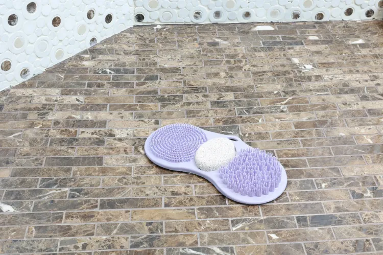 2-in-1 Foot Scrubber Mat